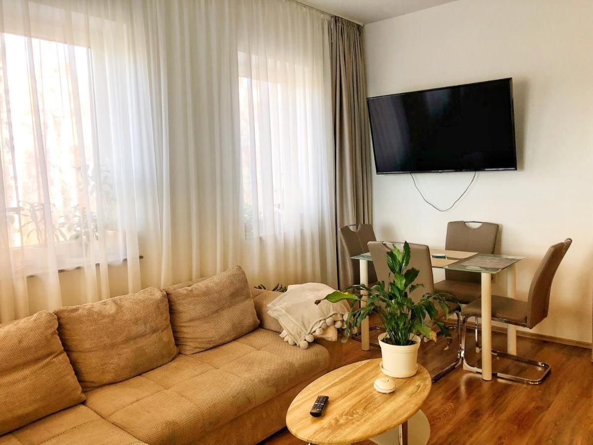 Boro Apartman Tiszafüred Exteriör bild