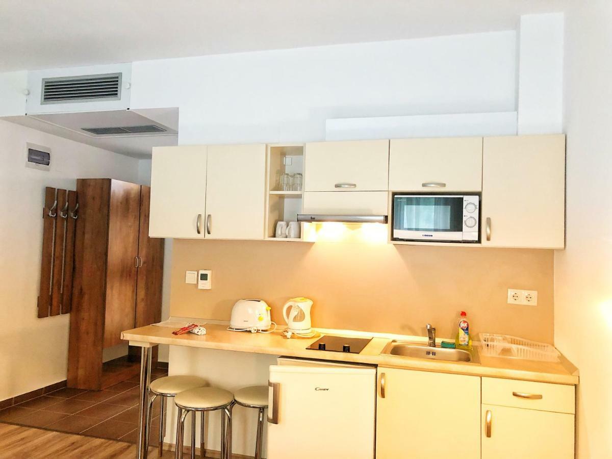 Boro Apartman Tiszafüred Exteriör bild